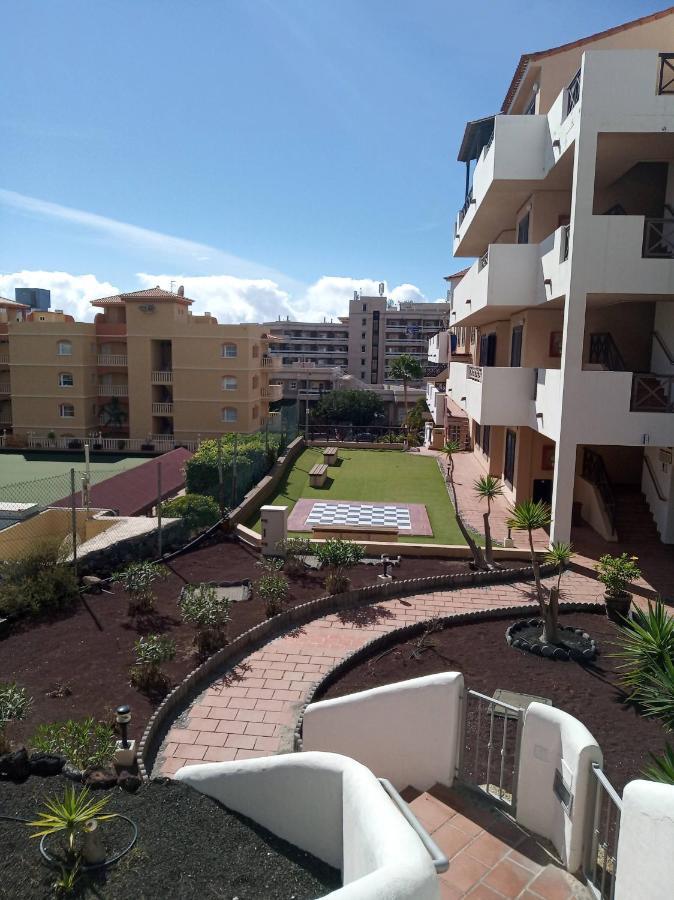 Apartment With Pool And Gardens Near The Coast Сан Мигел де Абона Екстериор снимка