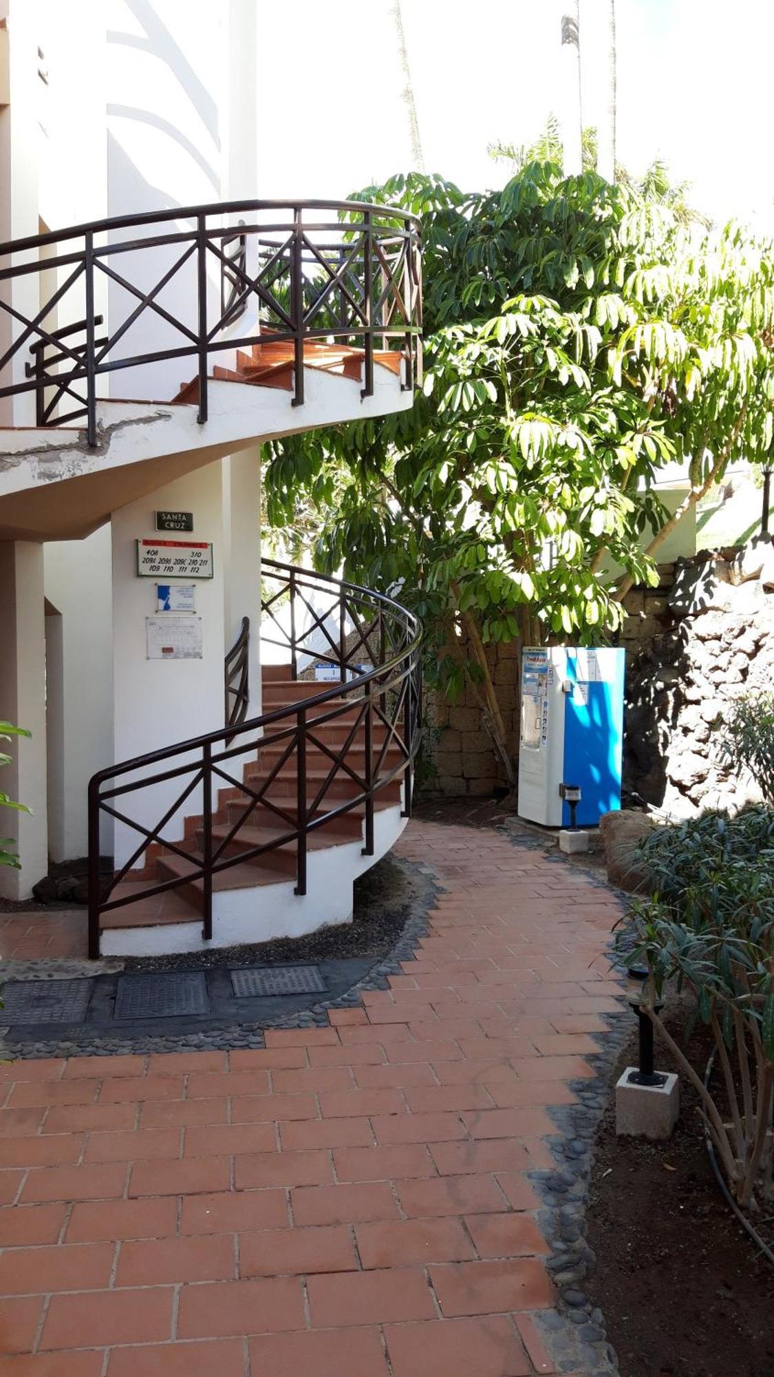 Apartment With Pool And Gardens Near The Coast Сан Мигел де Абона Екстериор снимка